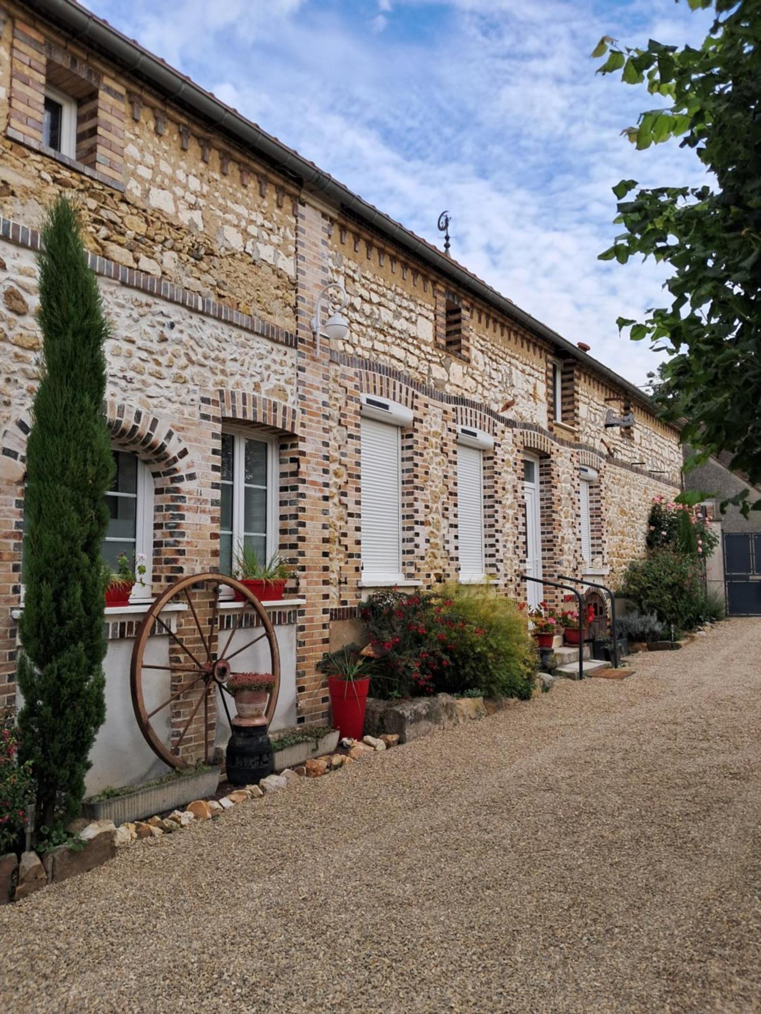 Maison Longere Les Camelias Vinneuf Экстерьер фото